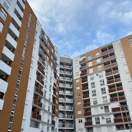 Royal Imperial شقة